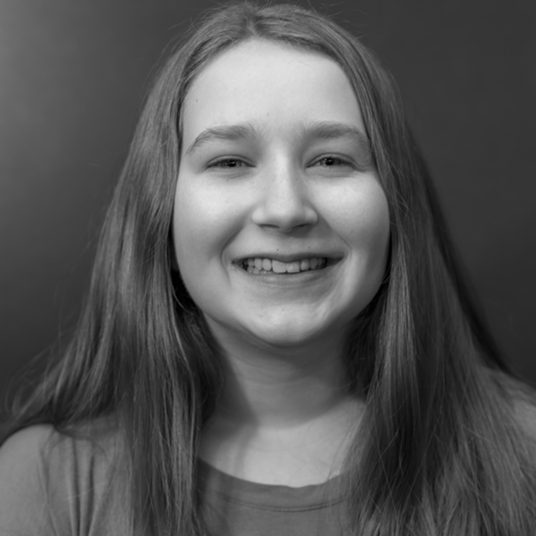 Katie Marie Swart head shot