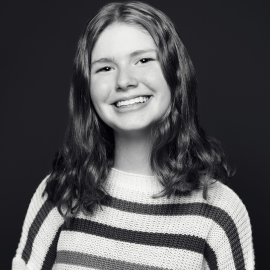 Ellie Whitfield head shot