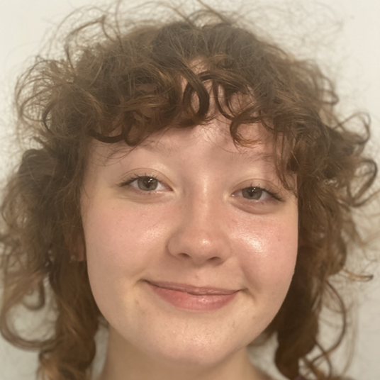 Josi Lewis head shot