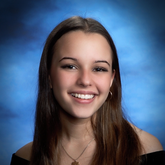 Paige Alaishuski head shot