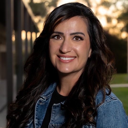 Lola Cotto head shot