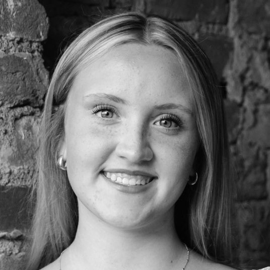 Abigale Hutchens head shot