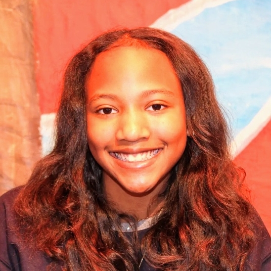 Tori Thomas head shot
