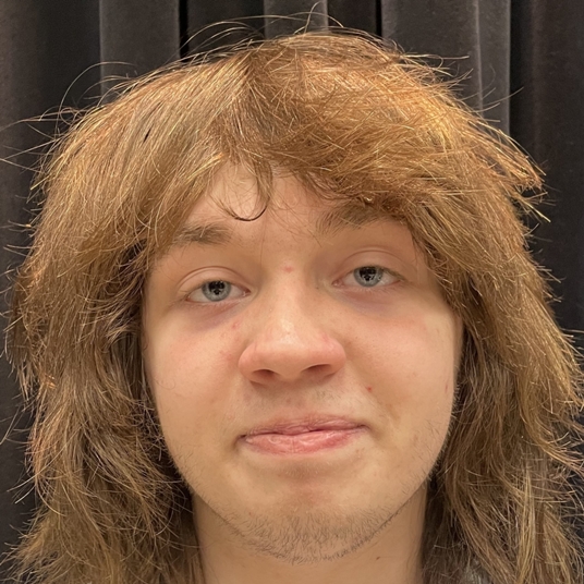 Avery Thompson head shot