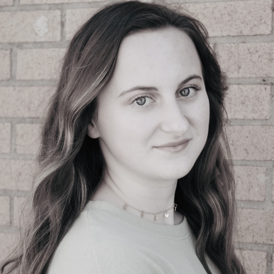 Ella Grace Madden head shot