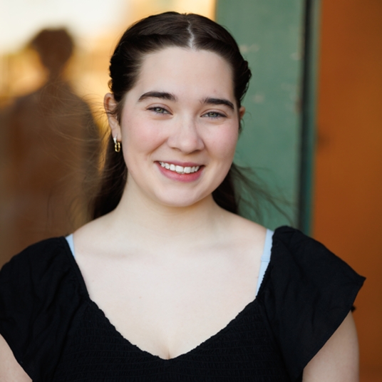 Hallie Seymour head shot