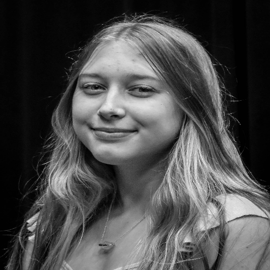 Maddie Amme head shot