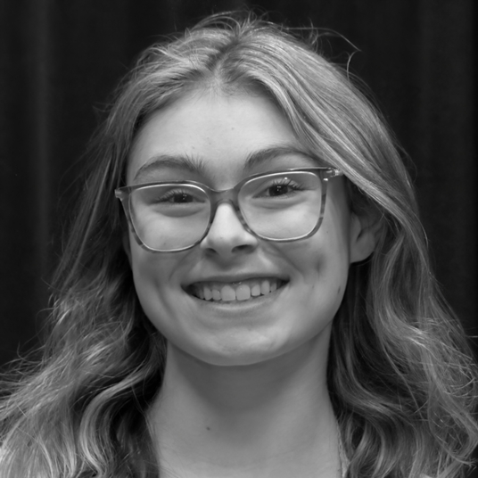 Ella Walters head shot