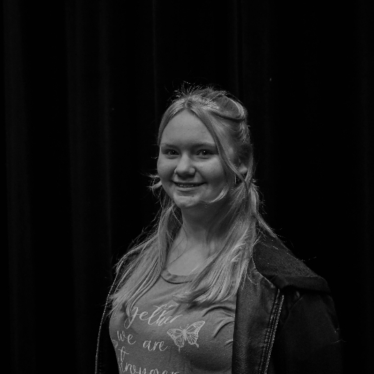 Kaitlin Garn head shot