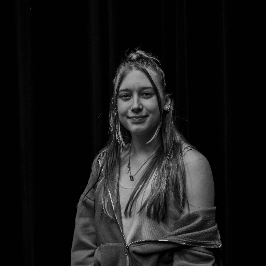 Maddie Amme head shot