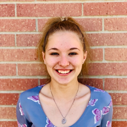 *Charlotte Winey head shot