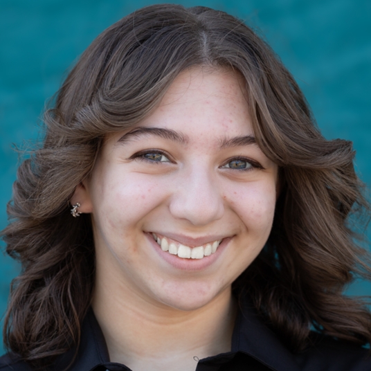Rachel Neuman head shot