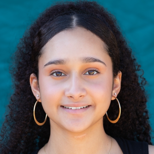 Sofia Almonte head shot