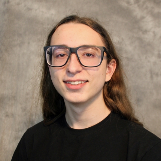 Theo Rollogas* head shot