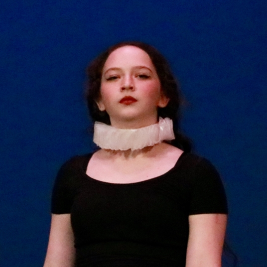 Arianna Selby head shot
