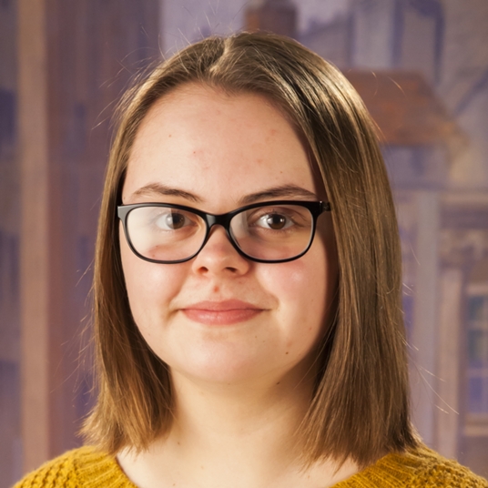 Abby Brenic head shot