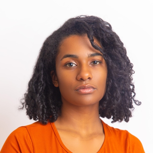 Laura E. Rojas head shot