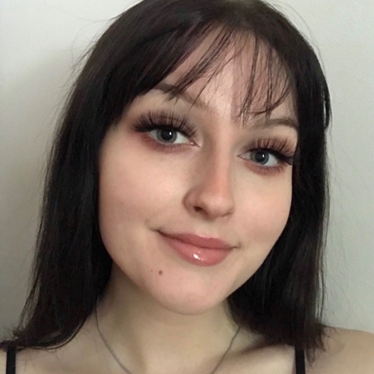 Samara Nelligan-Karr head shot