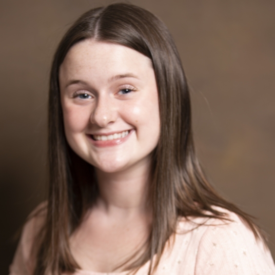 Cailee Combs head shot