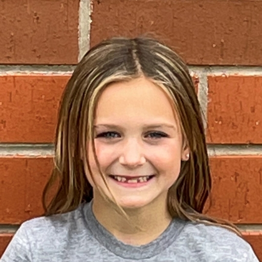 Maizee Beckler head shot