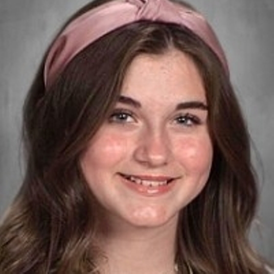 Lauren Dickinson head shot