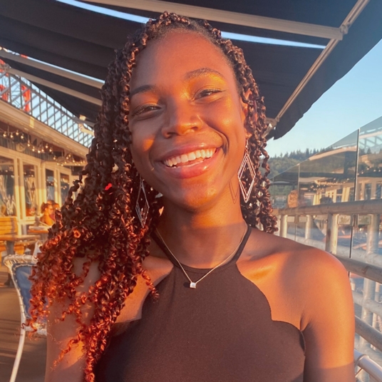 Halle Clottey '23 head shot