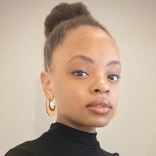 Nia Weeks '25 head shot