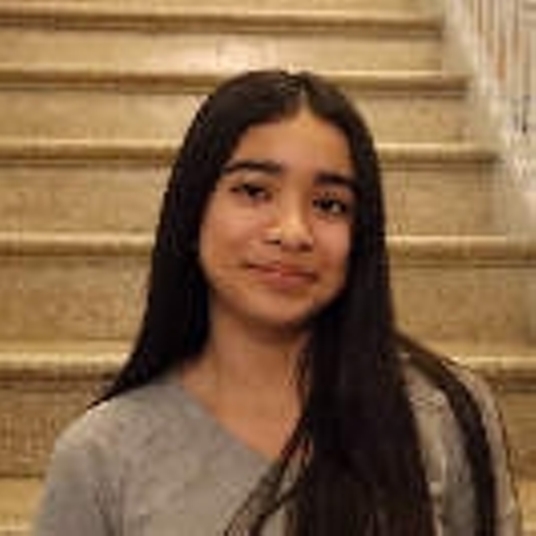 Itzel Ibanez head shot