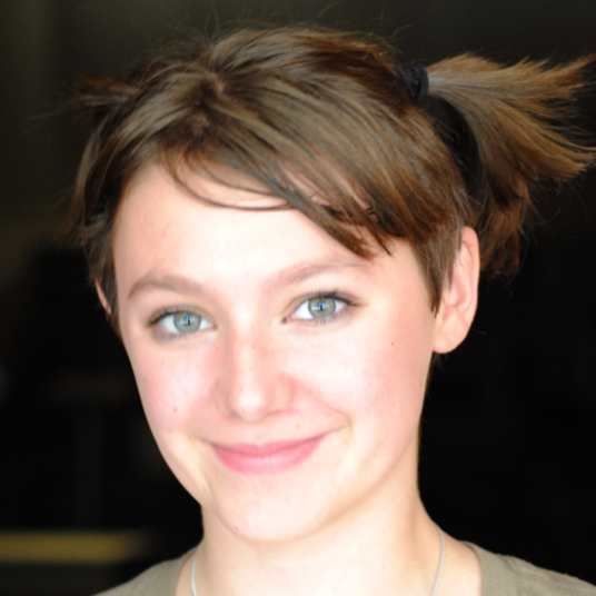 Audrey Santosus head shot