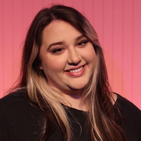 Elise Short head shot