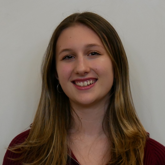 Emma DiGennaro head shot
