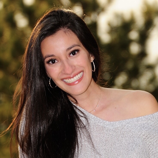 Caitlin Johnnides head shot