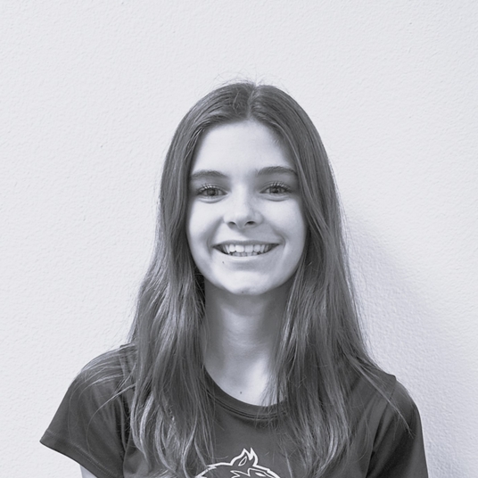 Elaina Main head shot