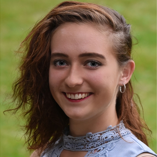 Amanda Erin Fielding head shot
