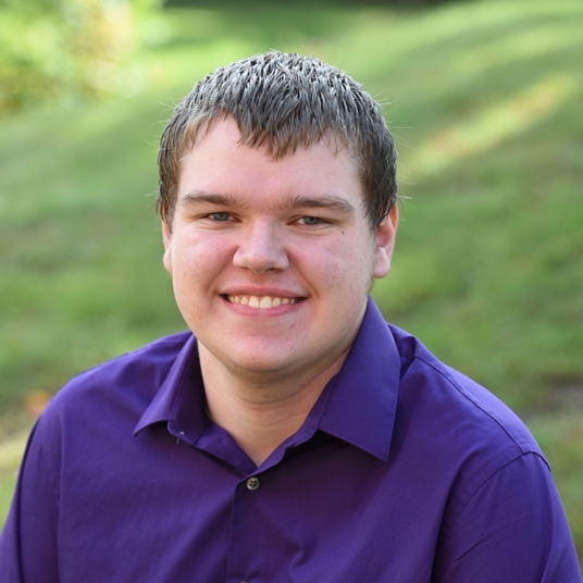 Josh Thomas head shot