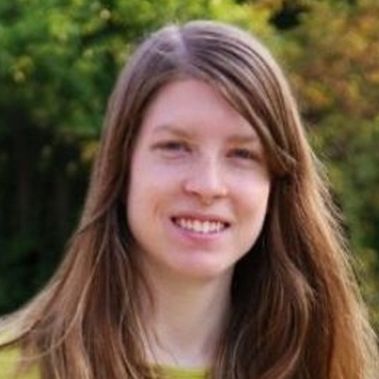 Cate Simmons head shot