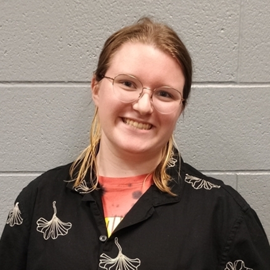 Lilli Arnold head shot