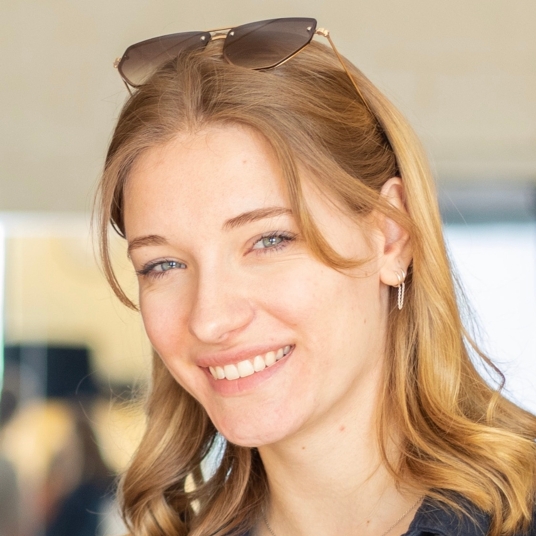 Anna Bowald head shot