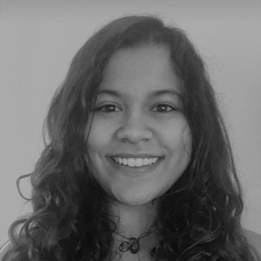 Gabriela Santiago head shot