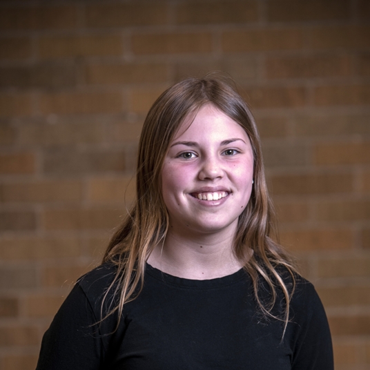 Mia Abens head shot