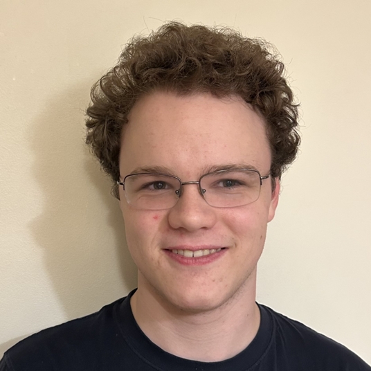 Lawrence Eide '26 head shot