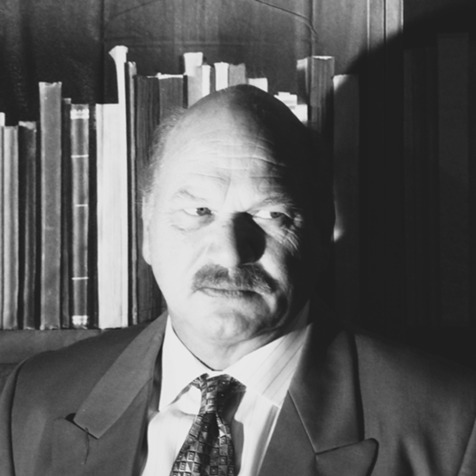 Fred Smith head shot