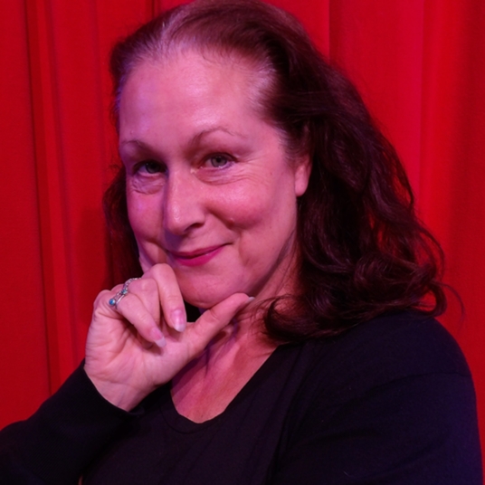 Natasha Starbuck - Smith head shot