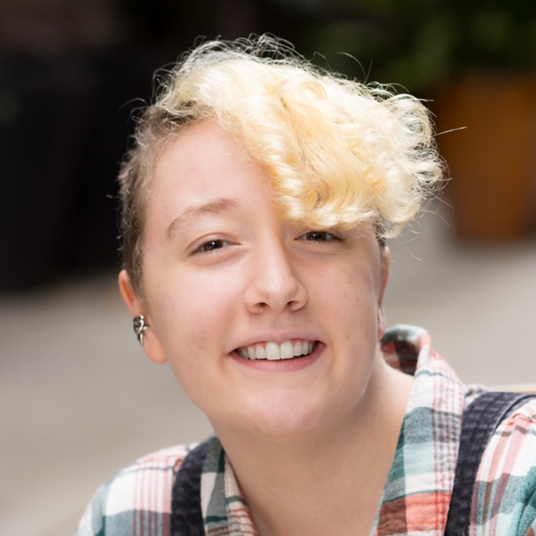 Sydney Coe head shot
