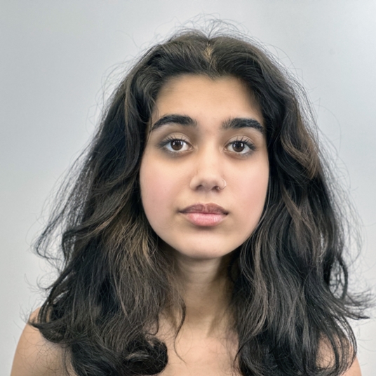 Sanjana Multani head shot