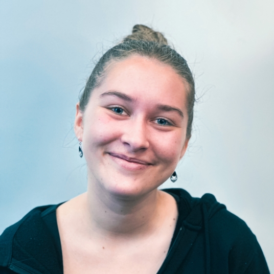 Sienna Steinhardt head shot