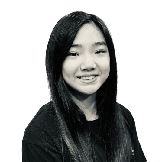 Isabelle Duan '28 head shot