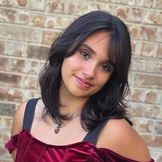 Liana Gonzalez head shot