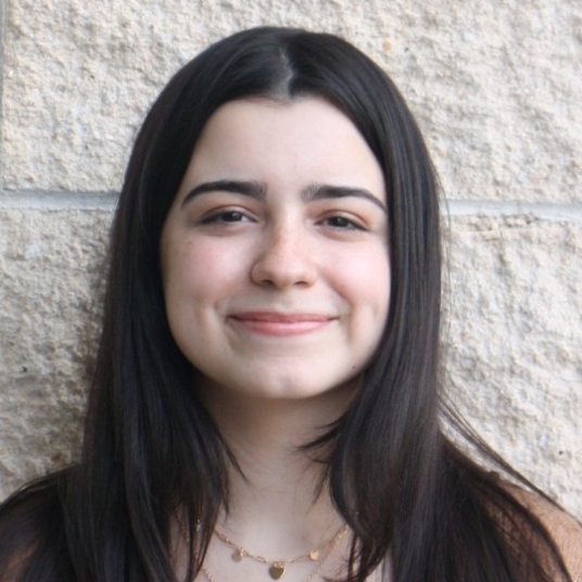María Bazdekis head shot