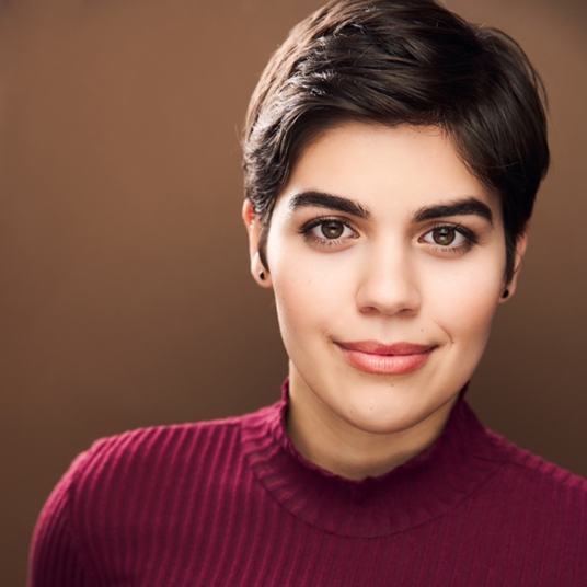 Kat Quiñones (She/They) head shot